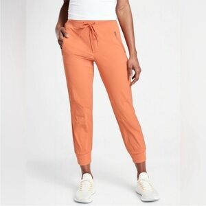 ATHLETA Women’s Trekkie North Jogger Pant, Dusty Apricot. Size 12 NWOT